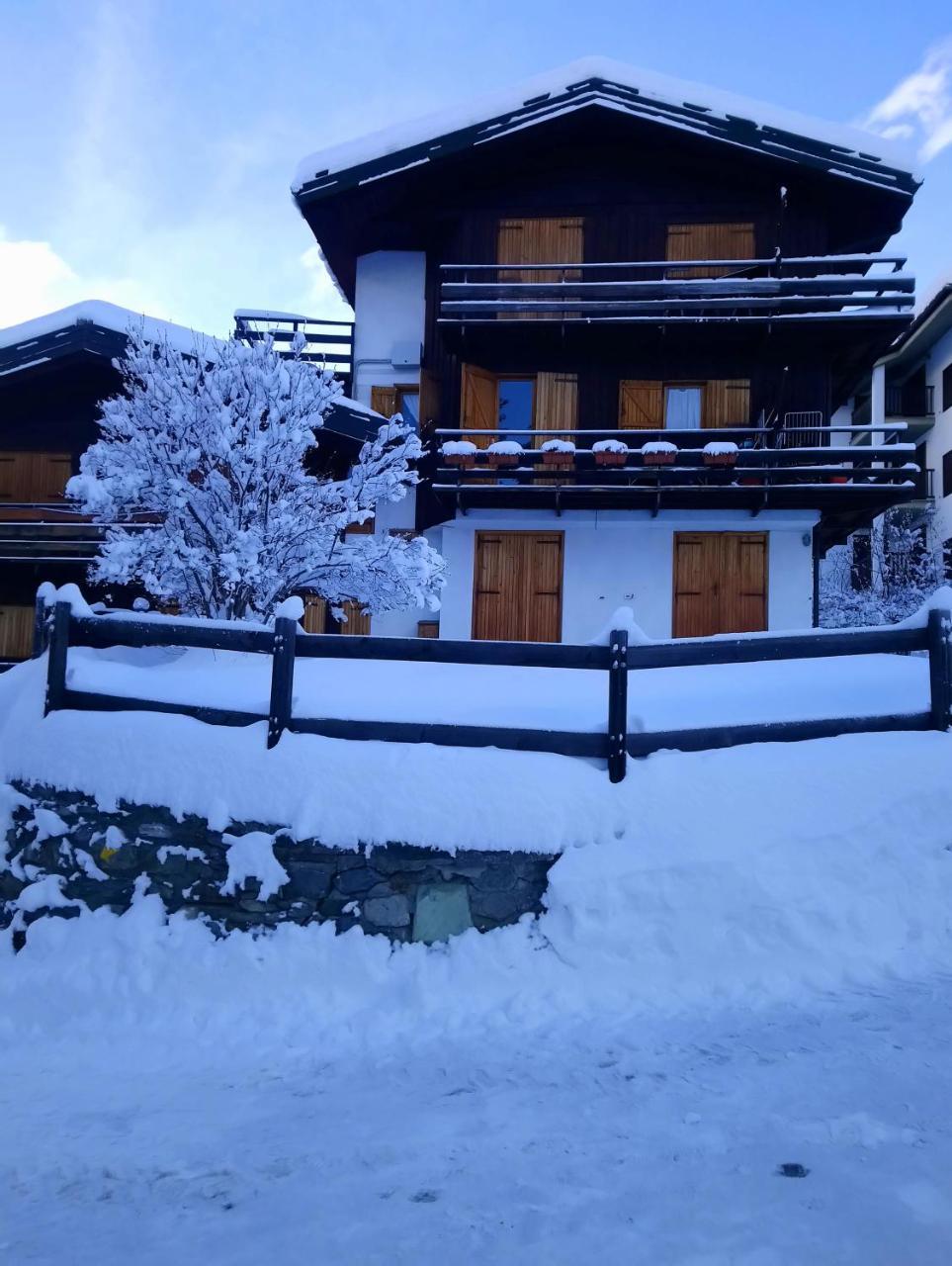 Apartament Cervinia-Valt Sport & Relax House Valtournenche Zewnętrze zdjęcie
